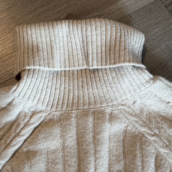 Chic Cream Ribbed Knit Skirt Set - Picture 7 of 7